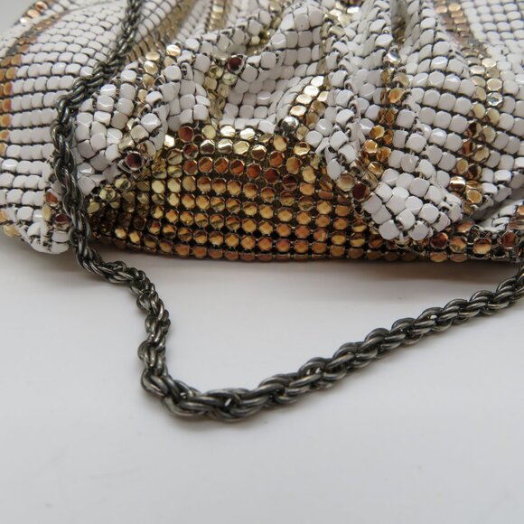 Women Handheld Chain Strap KissLock Purse White Gold Metal Mesh Mini Evening Bag - Picture 13 of 14